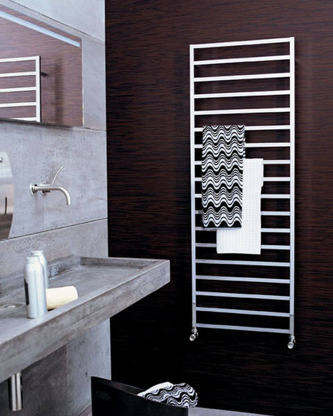 Winter 18X60, verchromter Design-Badheizk�rper, Oberfl�che: verchromt (hochglanz), Gr��e 600x1838mm